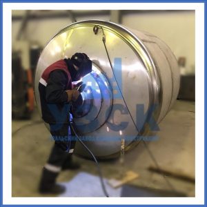 Купить баки и ёмкости из нержавеющей стали от завода УЗСК в Краснодаре